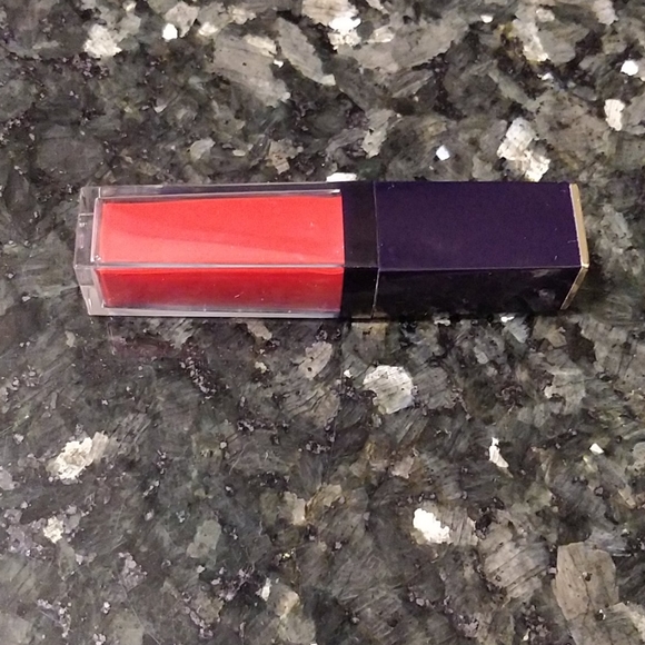 Estee Lauder pure color envy liquid matte - Picture 2 of 3